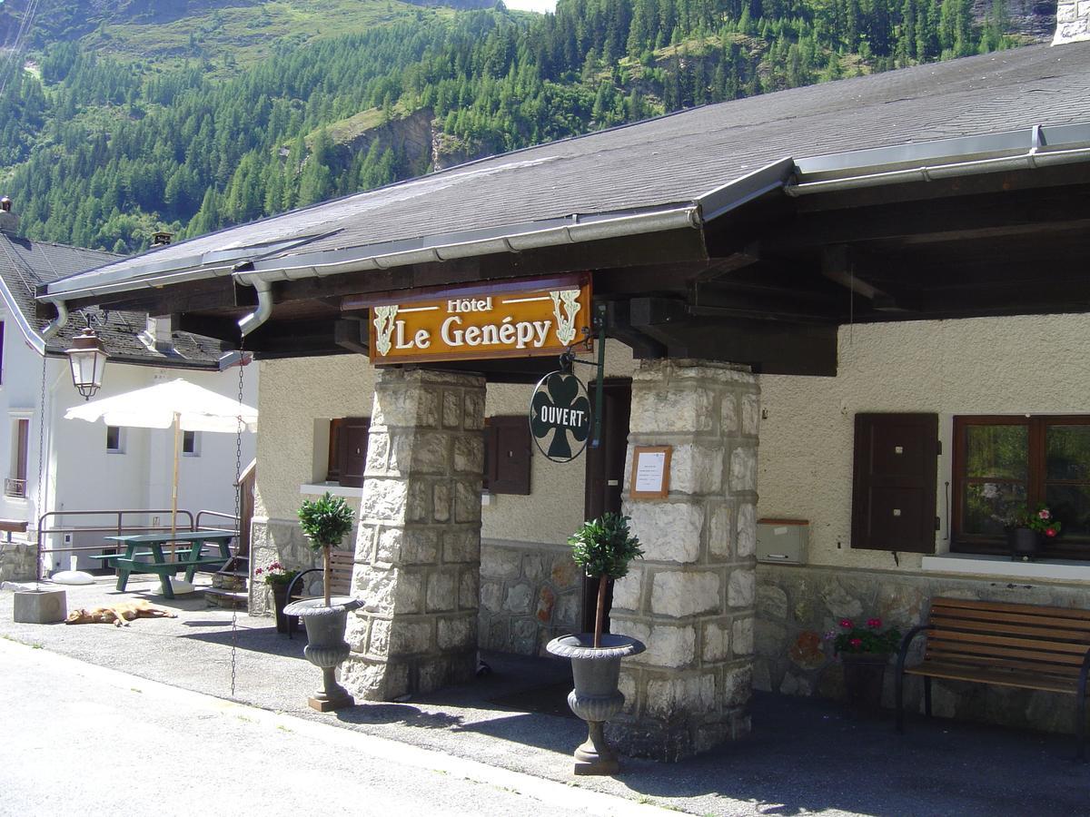 Hotel Le Genepy Tignes Exteriör bild